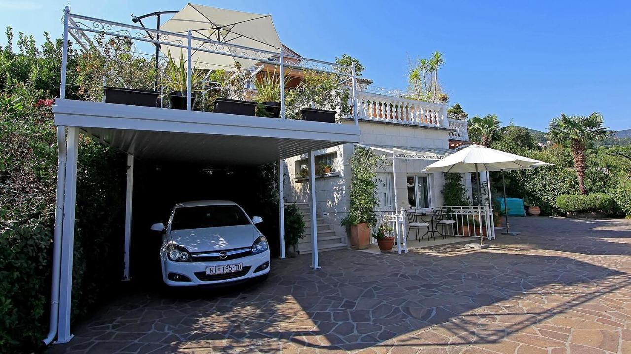 Family Friendly Apartments With A Swimming Pool Lovran, Opatija - 14178 エクステリア 写真
