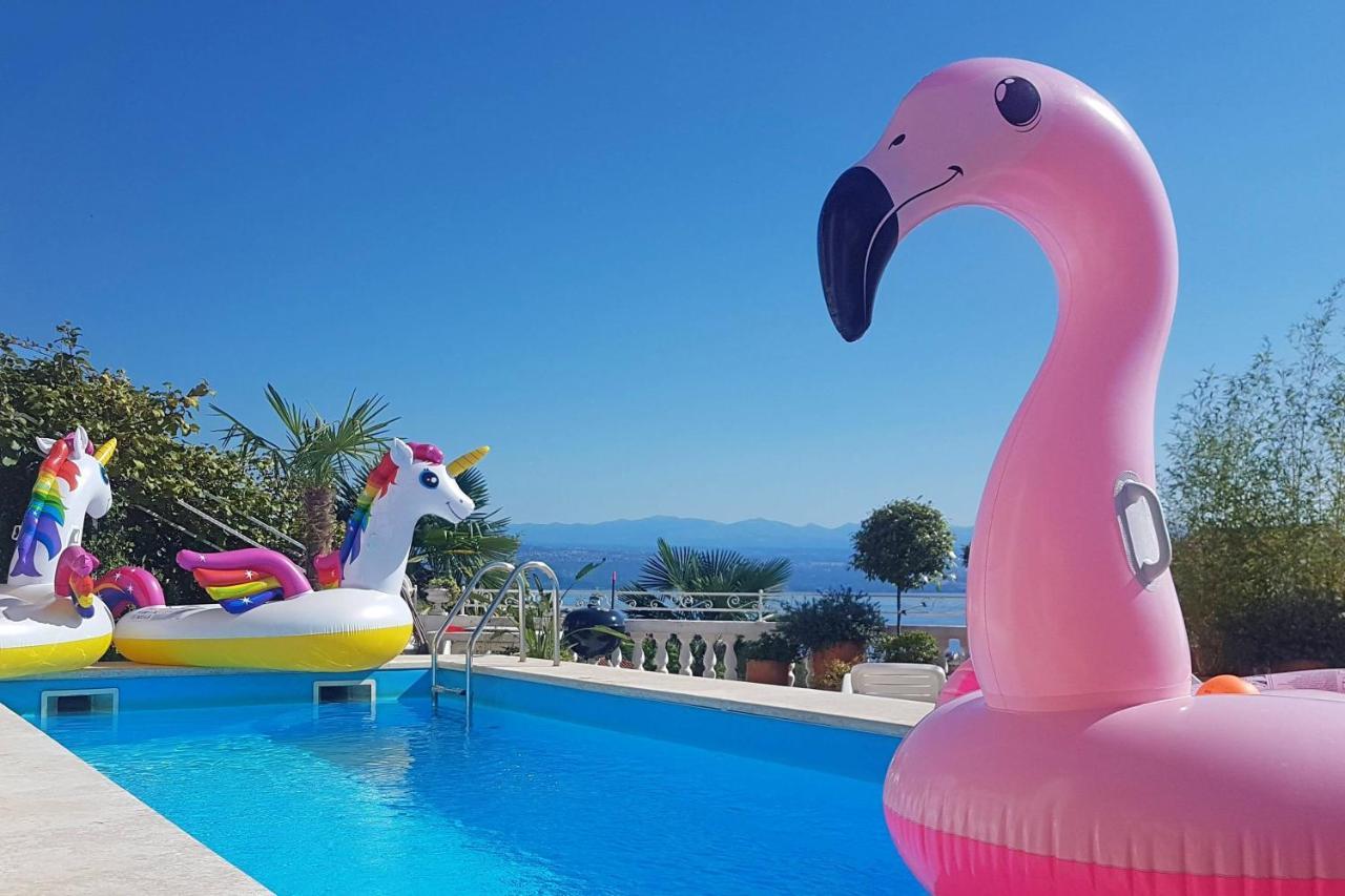 Family Friendly Apartments With A Swimming Pool Lovran, Opatija - 14178 エクステリア 写真