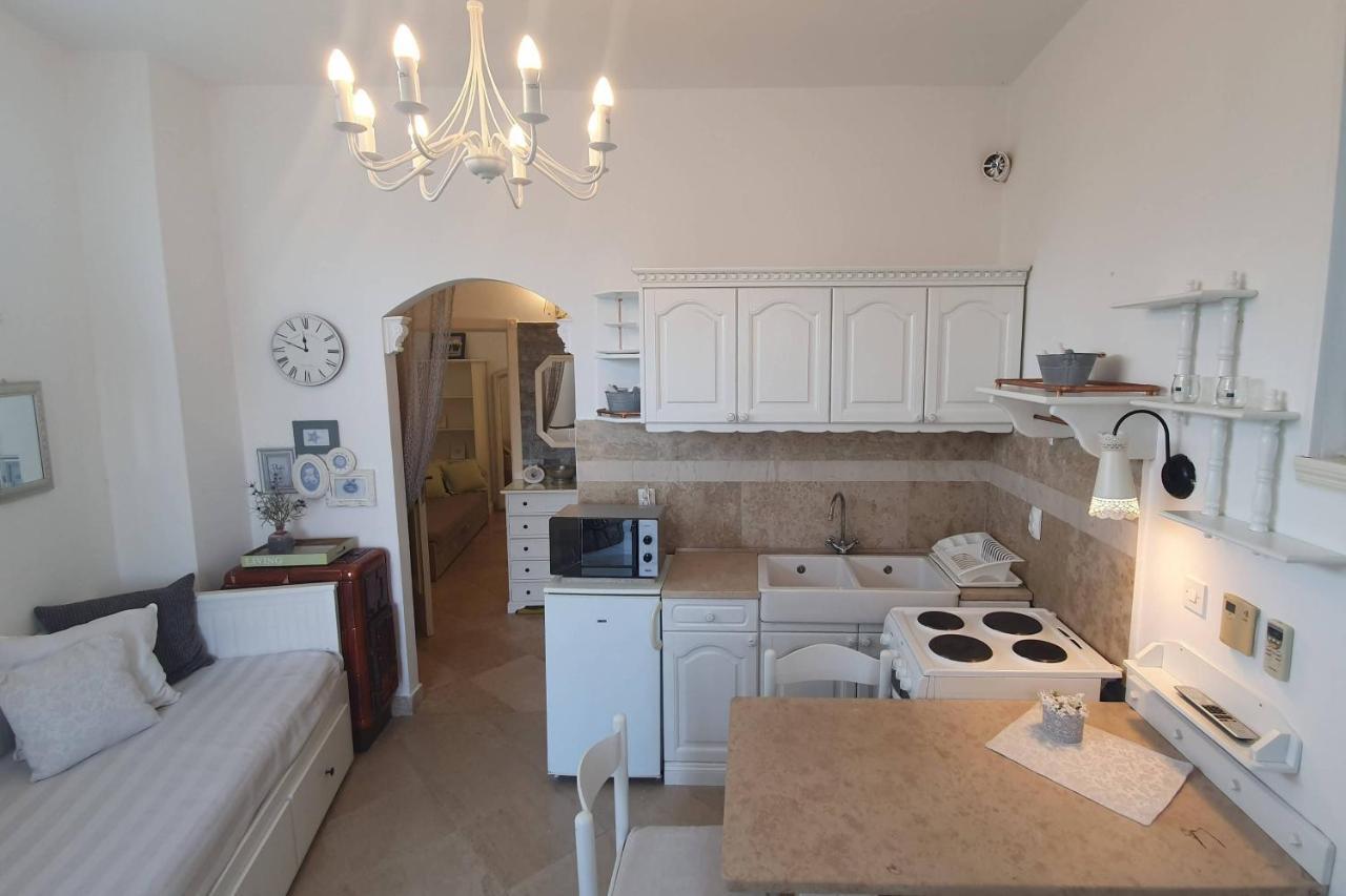 Family Friendly Apartments With A Swimming Pool Lovran, Opatija - 14178 エクステリア 写真