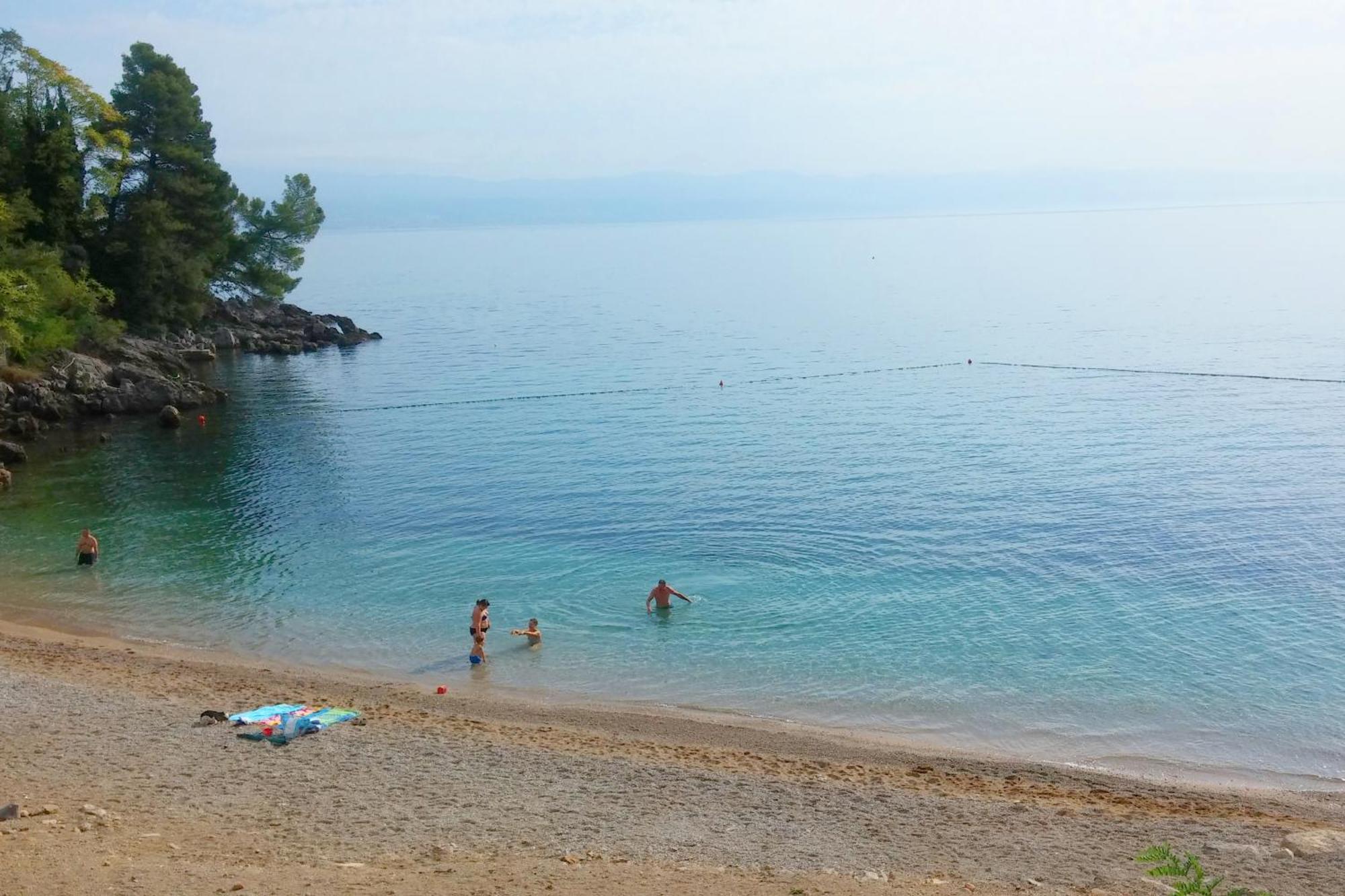 Family Friendly Apartments With A Swimming Pool Lovran, Opatija - 14178 エクステリア 写真