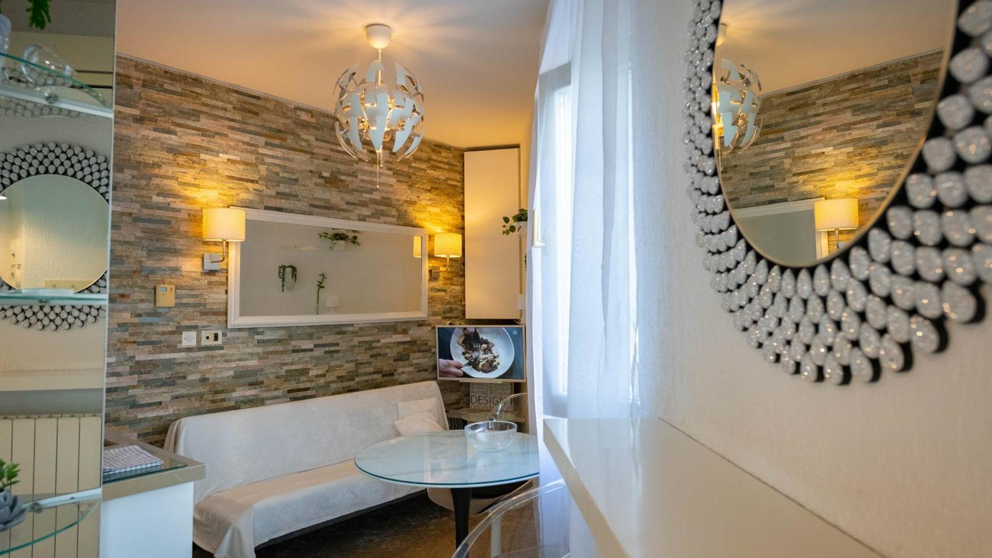 Family Friendly Apartments With A Swimming Pool Lovran, Opatija - 14178 エクステリア 写真